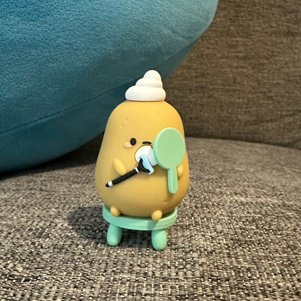 smoko Tayto bathroom blind box - Tayto shaving